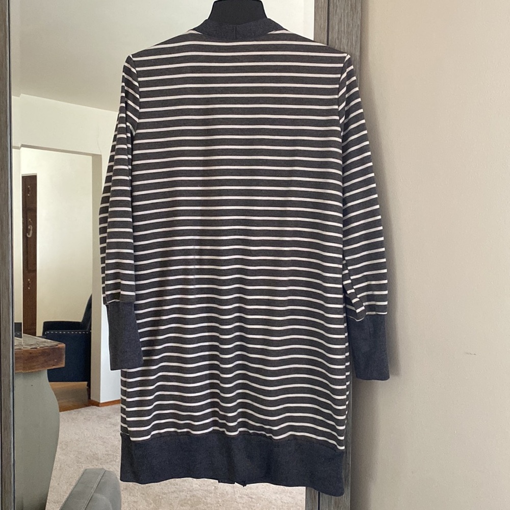 Hipster Row, L, Extra Long Full Button Front V-Ne… - image 7